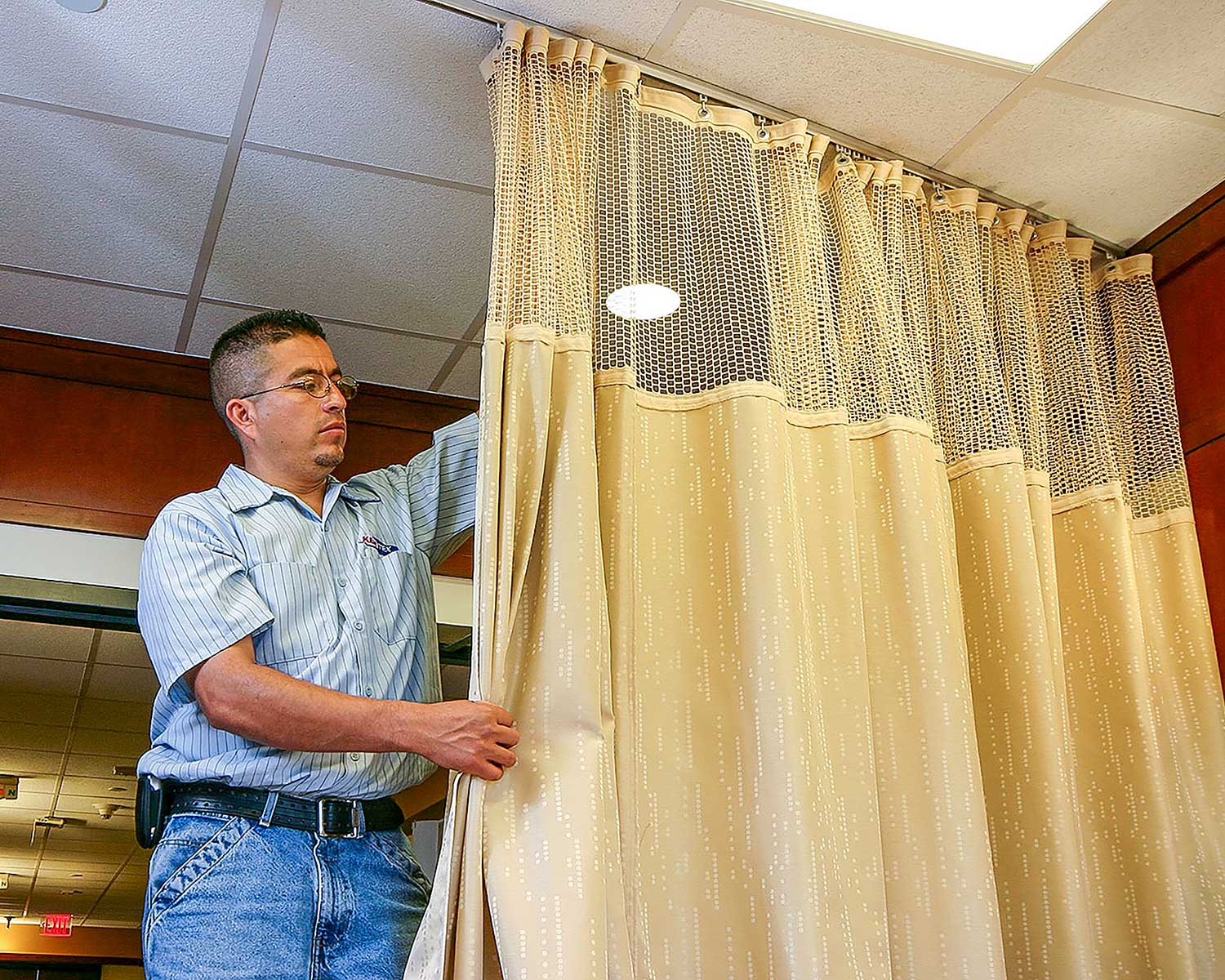 Why Hospitals Trust KEMTEX for Curtain Cleaning